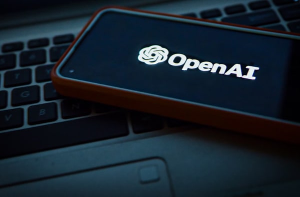 文化之窗｜ChatGPT除了“机器人即将入侵”的网络狂欢还带来了什么？